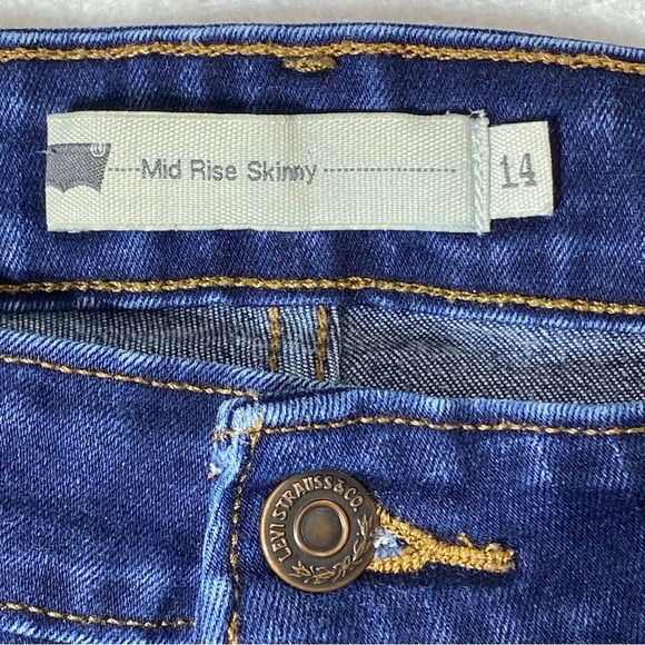 Levi's Jeans Women's 14 Dark Blue Mid Rise Skinny Casual Classic Stretch Denim - Picture 8 of 16